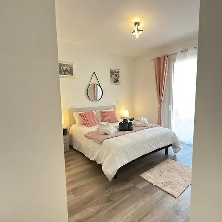 Spacieux Dans Avec Piscine * Serignan